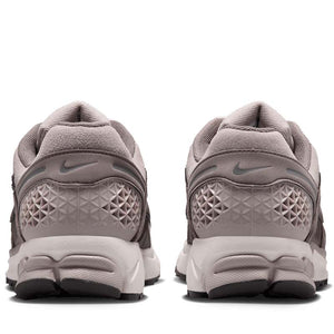 Nike Zoom Vomero 5 SE - College Grey/Medium Ash