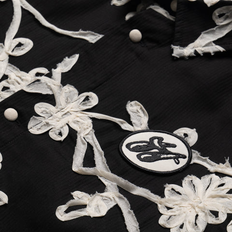 Honor The Gift Floral Ribbon Button Up - Black