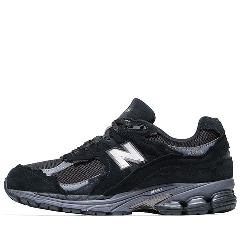 New Balance 2002R GORE-TEX 'Protection Pack' - Black/Magnet