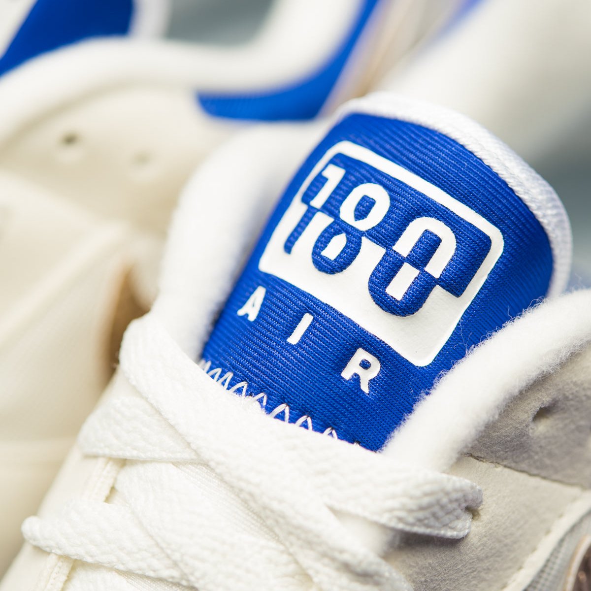 Air force 1 180 hotsell