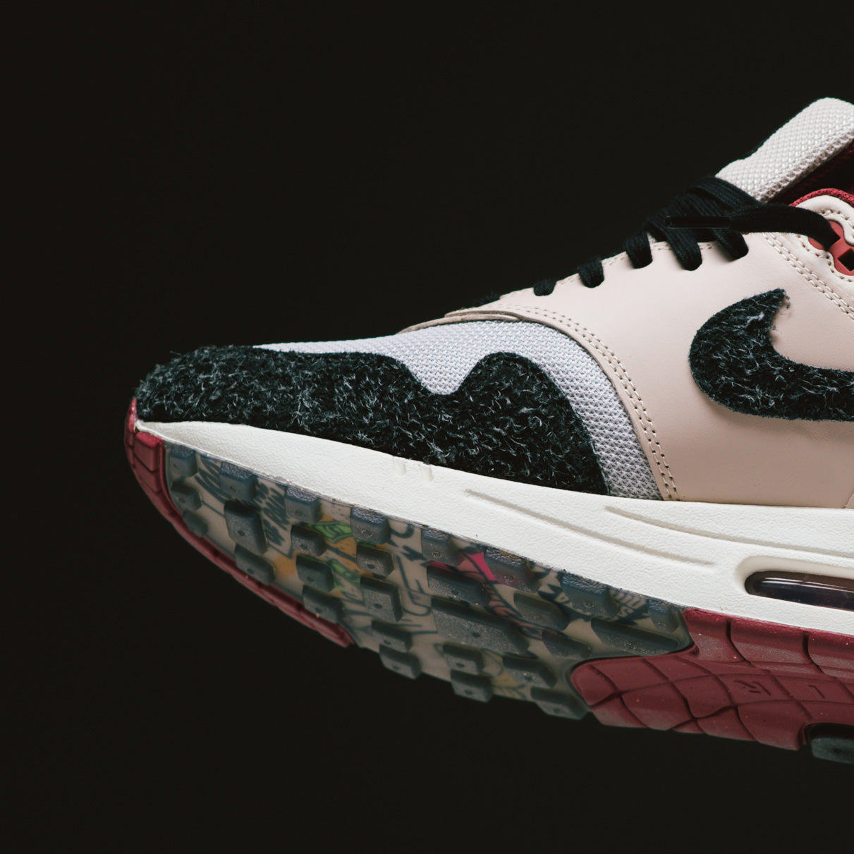 Black white 2025 air max 1