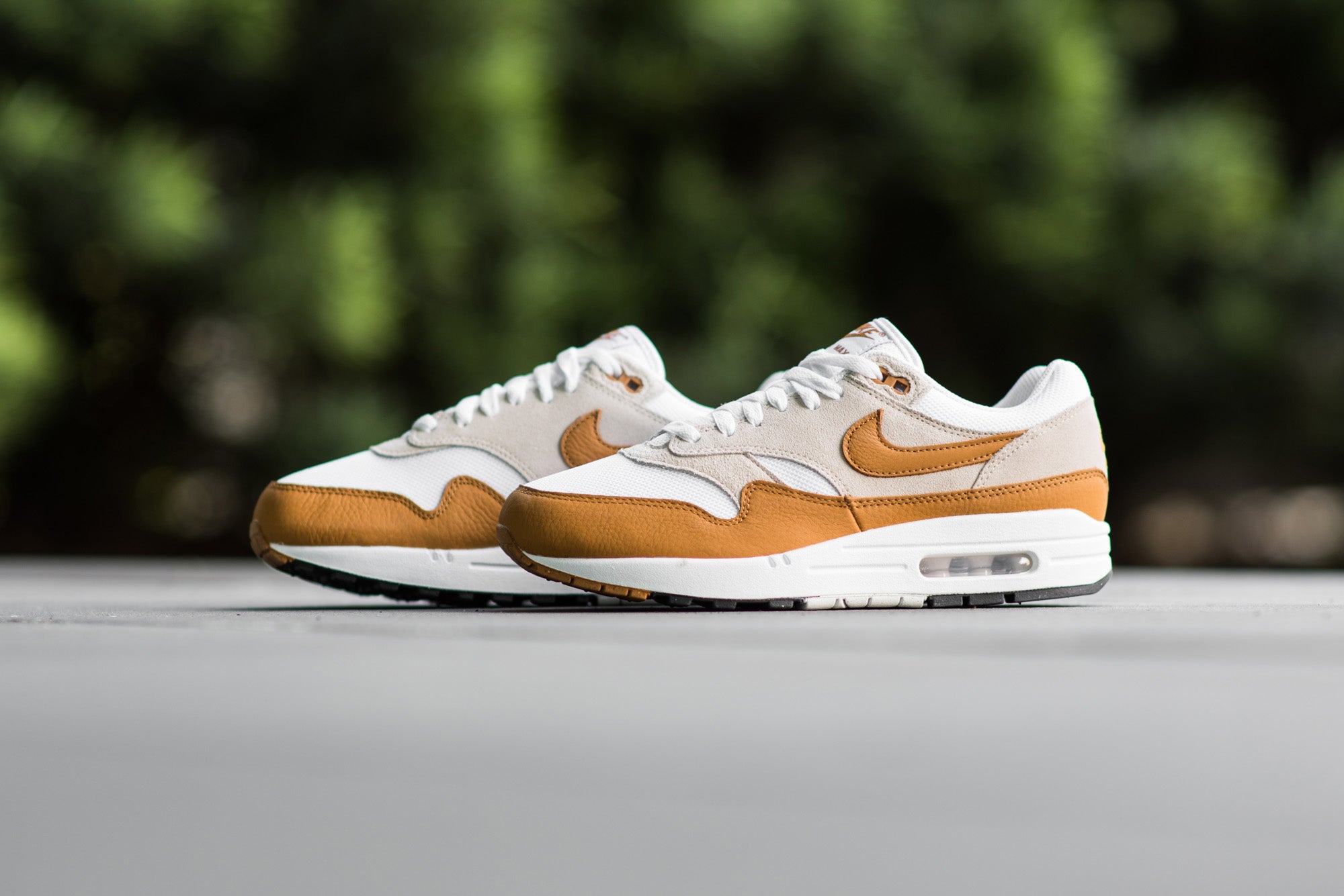 Nike bronze air max clearance