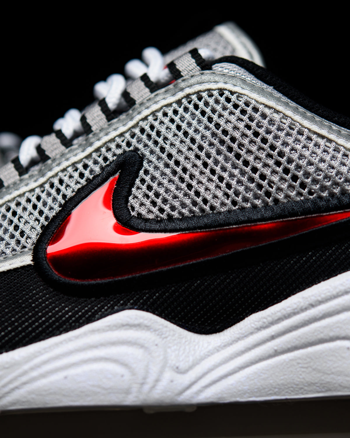 NIKE AIR ZOOM SPIRIDON SP LLIC SILVER/S RED-BLK 国内発送 Nike Air Zoom Spiridon Metallic Silver/Sport Red - RUKUS