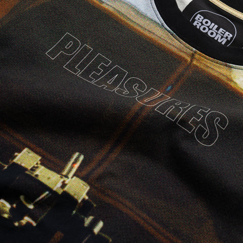 Pleasures Venue Heavyweight Tee - Multi