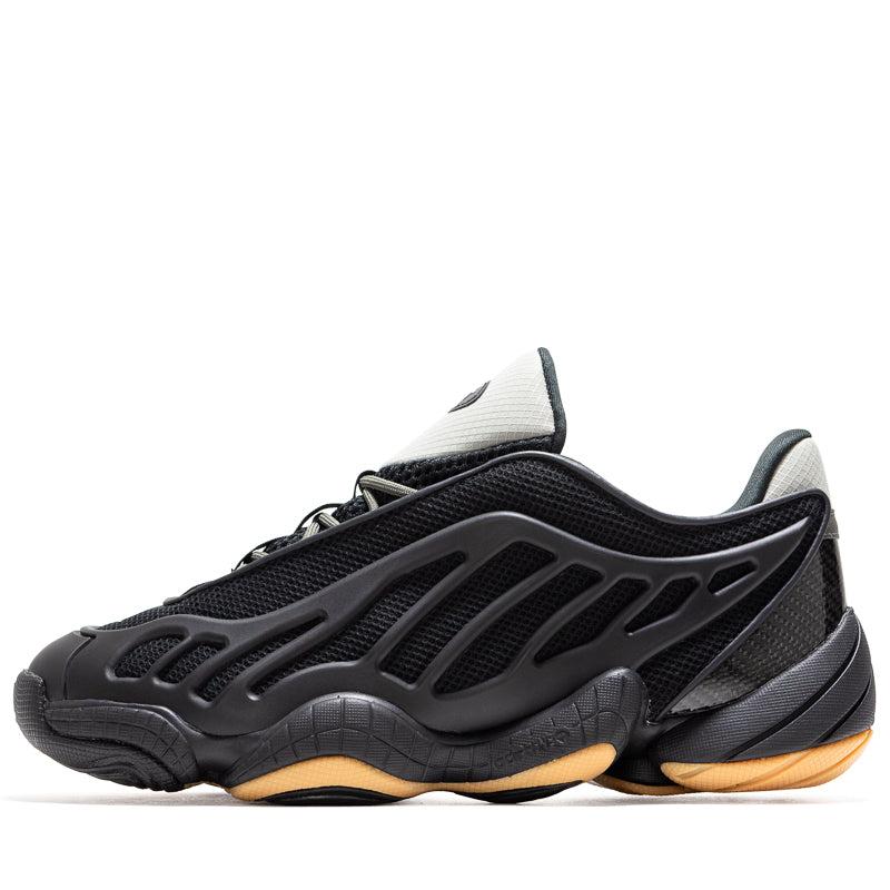 バランス Sneaker Politics