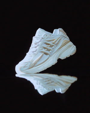 Pharrell Williams x Adidas Adistar Jellyfish - Chalk White/Off White