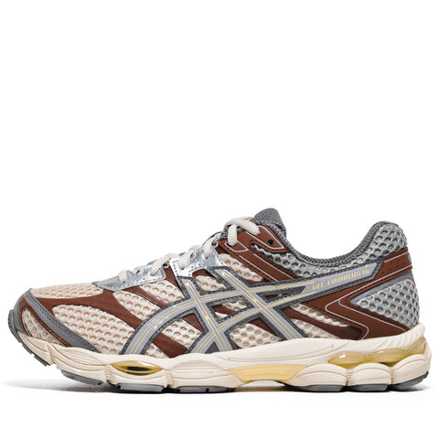 emmi x Asics Gel-Cumulus 16 - Beige/Grey