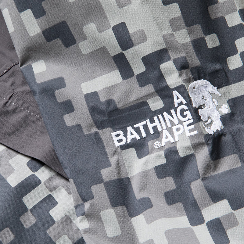Kazuki Kuraishi x A Bathing Ape Pixelate Camo Snowboard 2-Layer