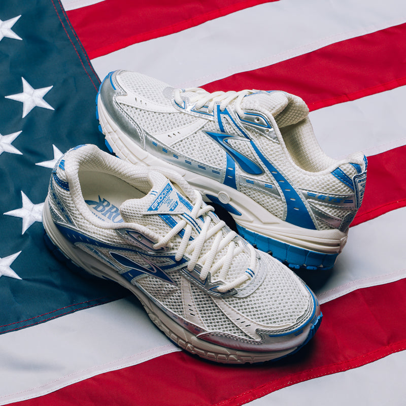 Brooks Adrenaline GTS 10 - Coconut Milk/Blue Lolite – Sneaker Politics
