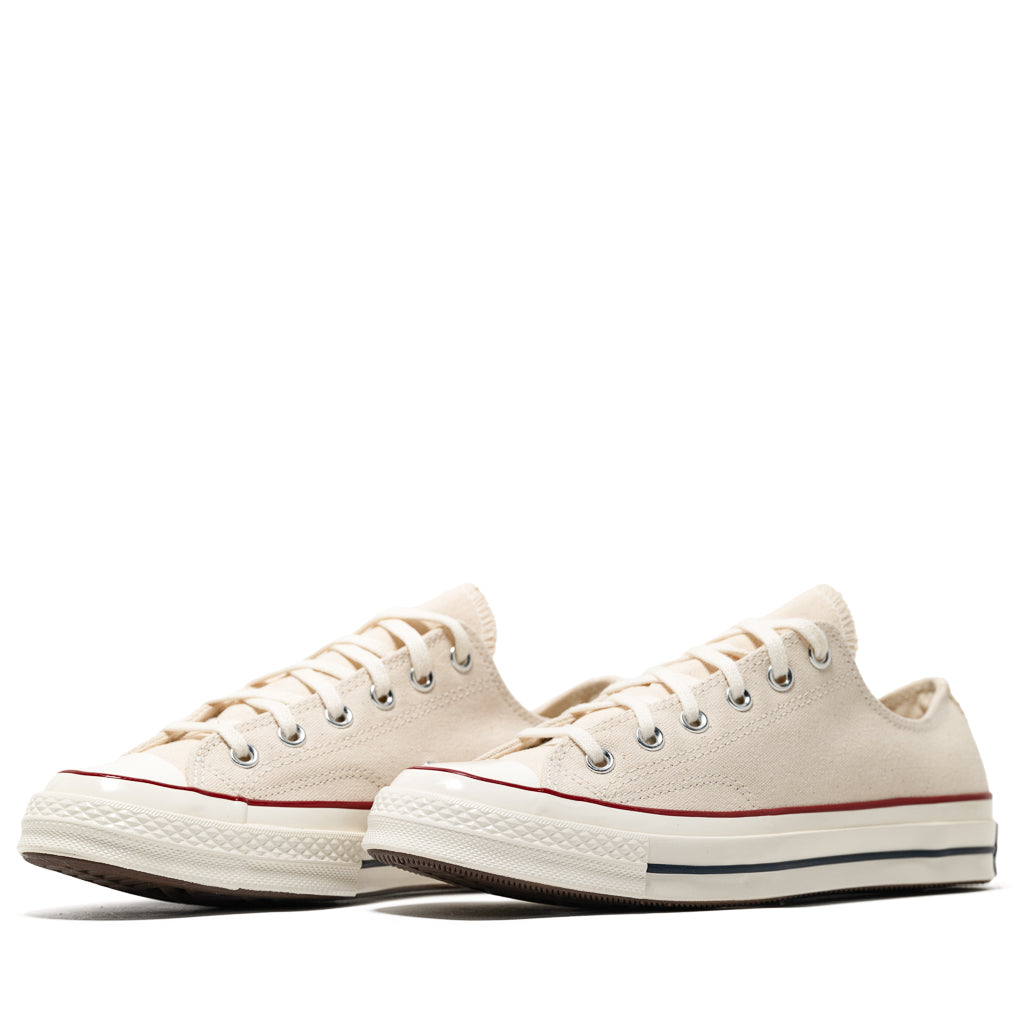 Chuck 70 low top parchment deals