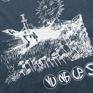 Jungles Field Of Daisies Vintage Tee - Vintage Blue