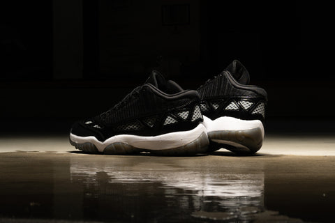 Jordan 11 low ie white black Clearance