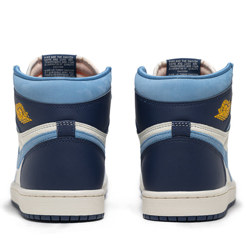 Women's Air Jordan 1 Retro High OG 'First In Flight' - University Blue/University Gold