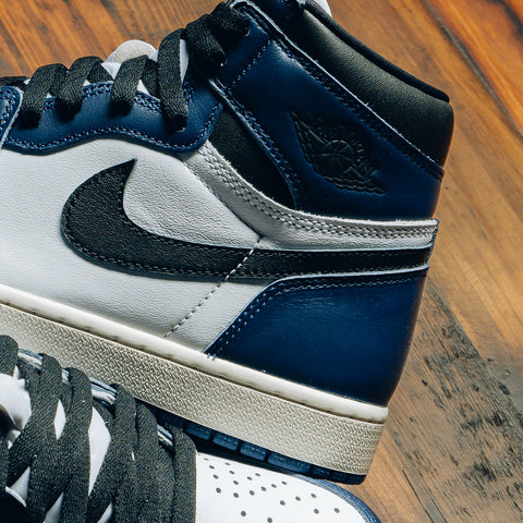 Air Jordan 1 Retro High OG 'Midnight Navy' - Midnight Navy/Black