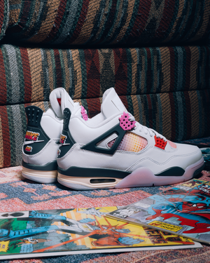 Air Jordan 4 Retro 'Comic' - Off White/Fire Pink