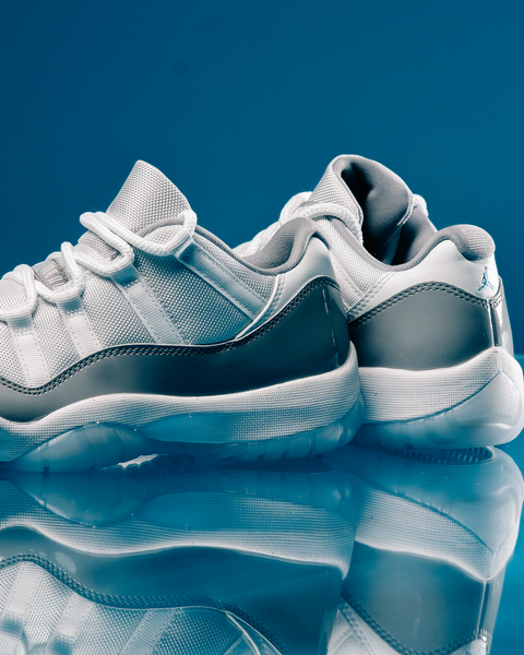 Jordan 11 mesh yellowing sales