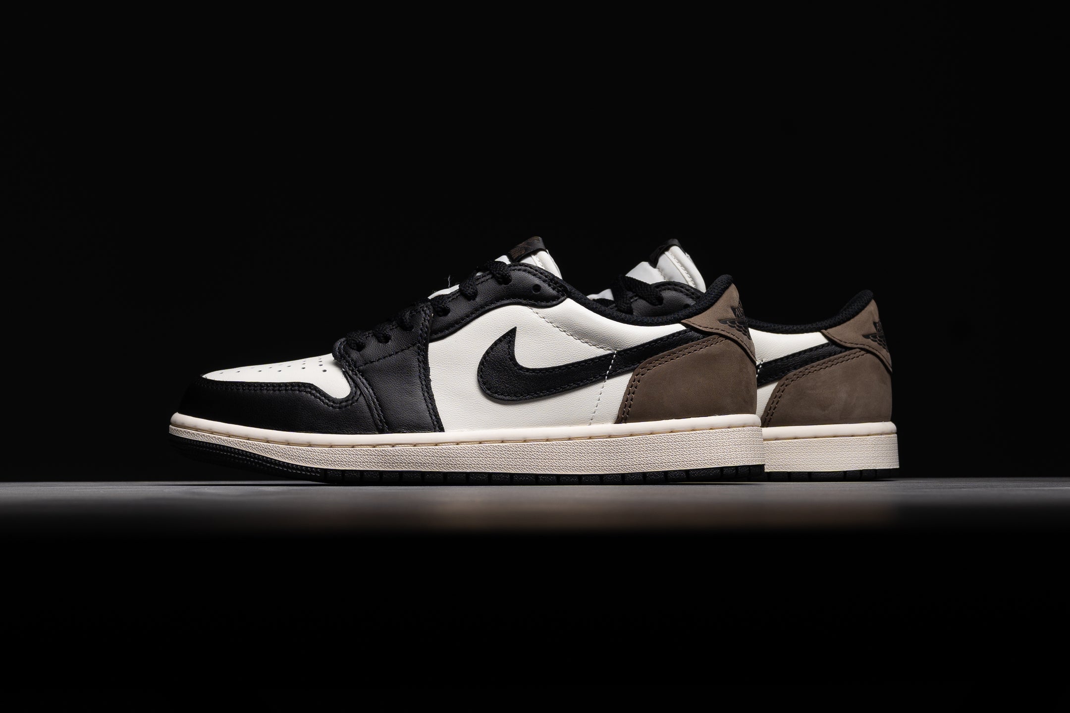 Air jordan 1 low sneaker politics best sale