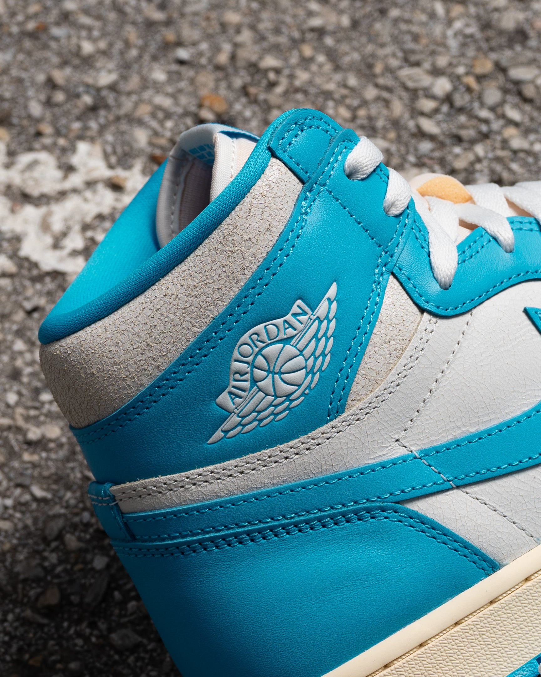 シューズ(男性用) Air Jordan 1 Retro HighOG UNC Reimagined Air Jordan 1 Retro High OG 