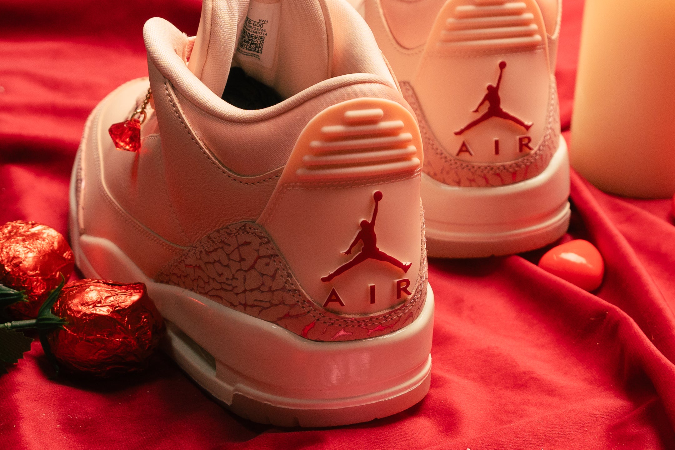 ★ナイキ★(W) Jordan 3 Retro Treat Yourself★Washed Coral Jordan HJ0178-600 Air Jordan 3 Retro Treat Yourself Womens