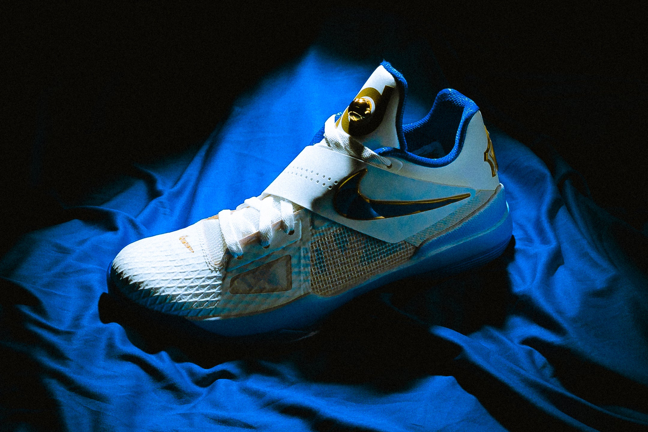 [希少] Nike zoom KD4 Gh16QyxXwAA3goH.jpg