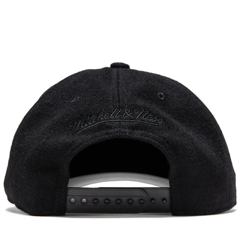 Politics x Mitchell & Ness Pro Pinch Wool Snapback - Black