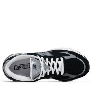 New Balance 2010 - Black/Shadow Grey
