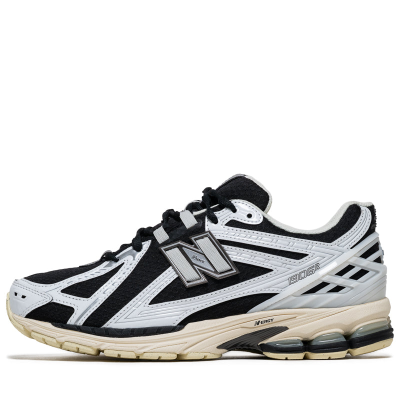 New Balance 1906R ホワイト/ブラック Sneaker Politics
