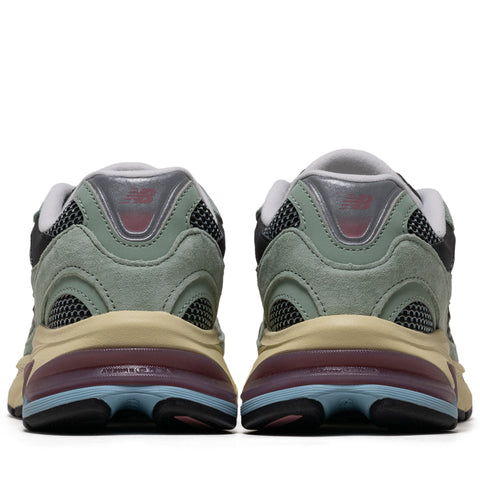 New Balance 2010 - Mosaic Green/Rosewood