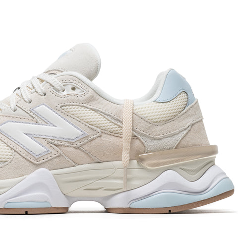 New Balance 9060 - Bisque/Frosted Glass
