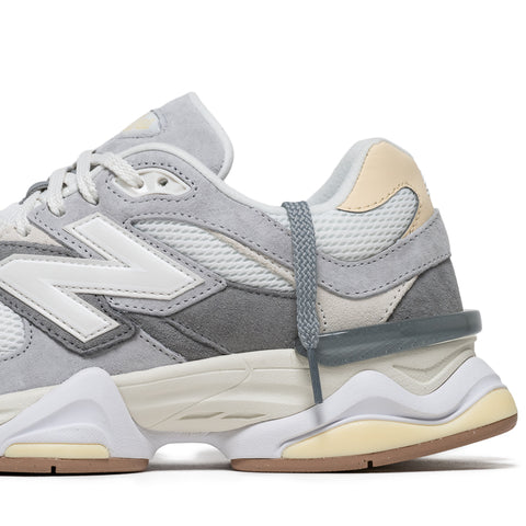 New Balance 9060 - Slate Grey/Calcium