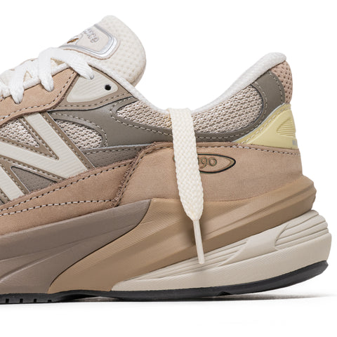 New Balance Made in USA 990v6 - Driftwood/Timberwolf
