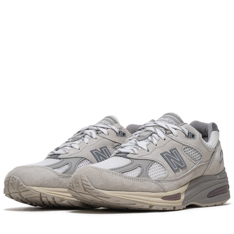 New Balance Made in UK 991v2 - Wind Chime/Brilliant White