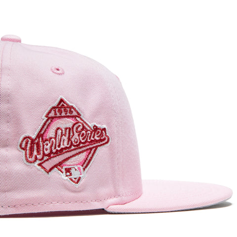 New Era x Politics New York Yankees 59FIFTY Fitted - Pink