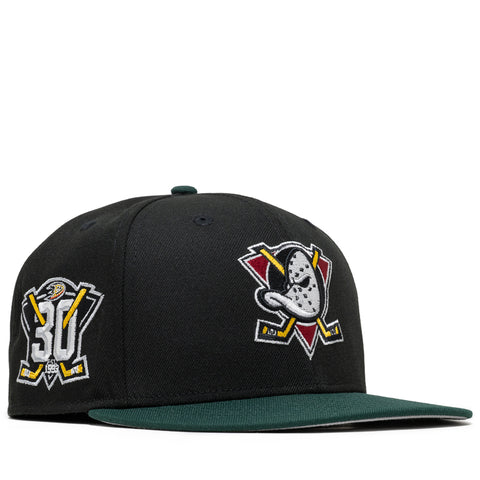 New Era x Politics Anaheim Ducks 59FIFTY Fitted - Black/Dark Green