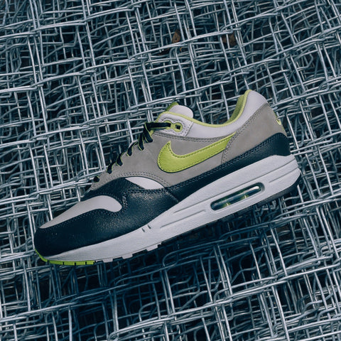 HUF x Nike Air Max 1 SP - Anthracite/Pear