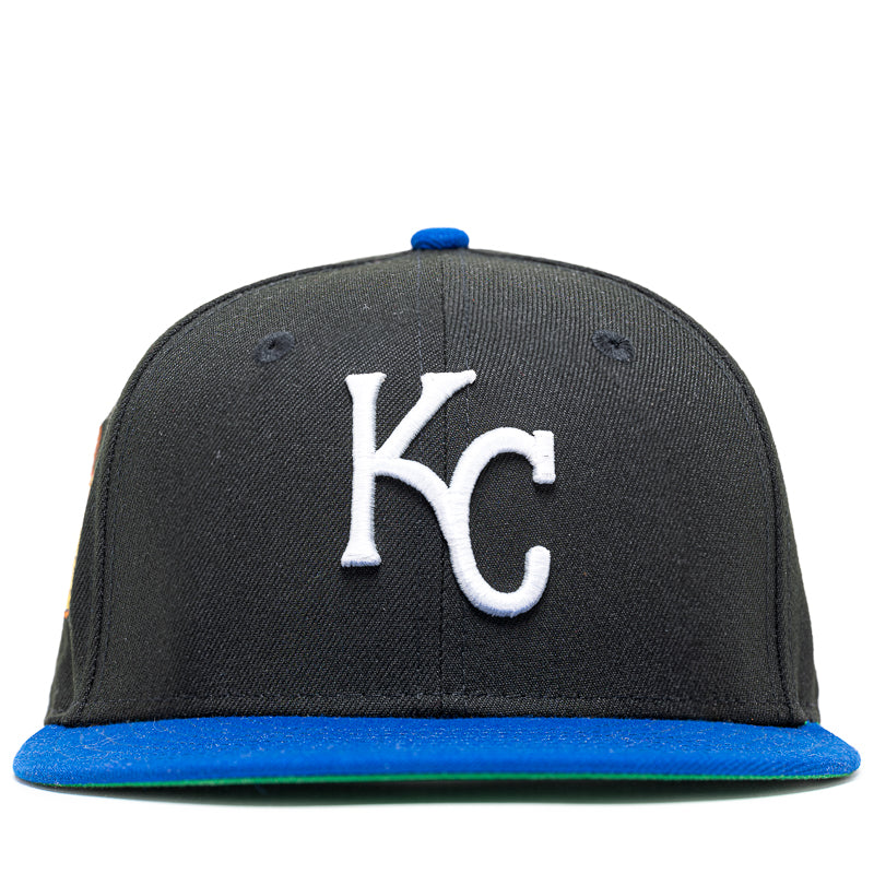 **RARE** store Vintage Kansas City Royals FITTED hat with LEATHER sweatband