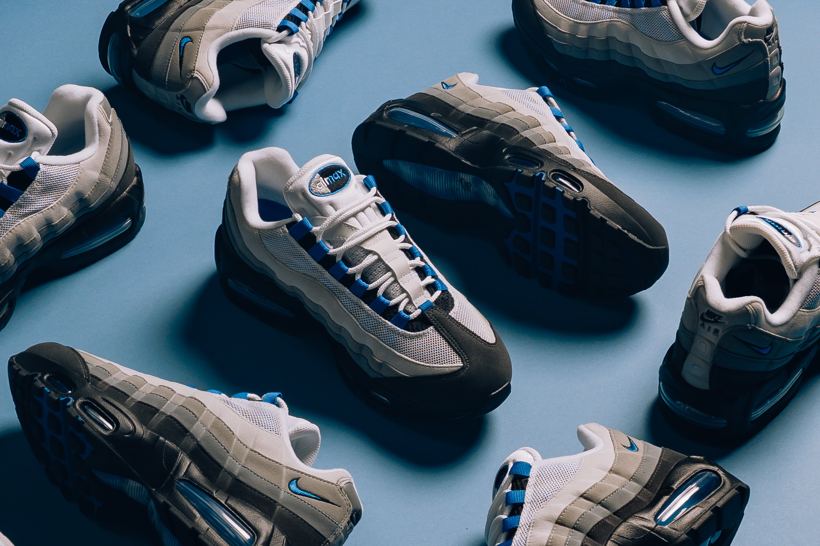 靴 Nike Air Max 95 OG White/Blue Spark Sneaker Politics