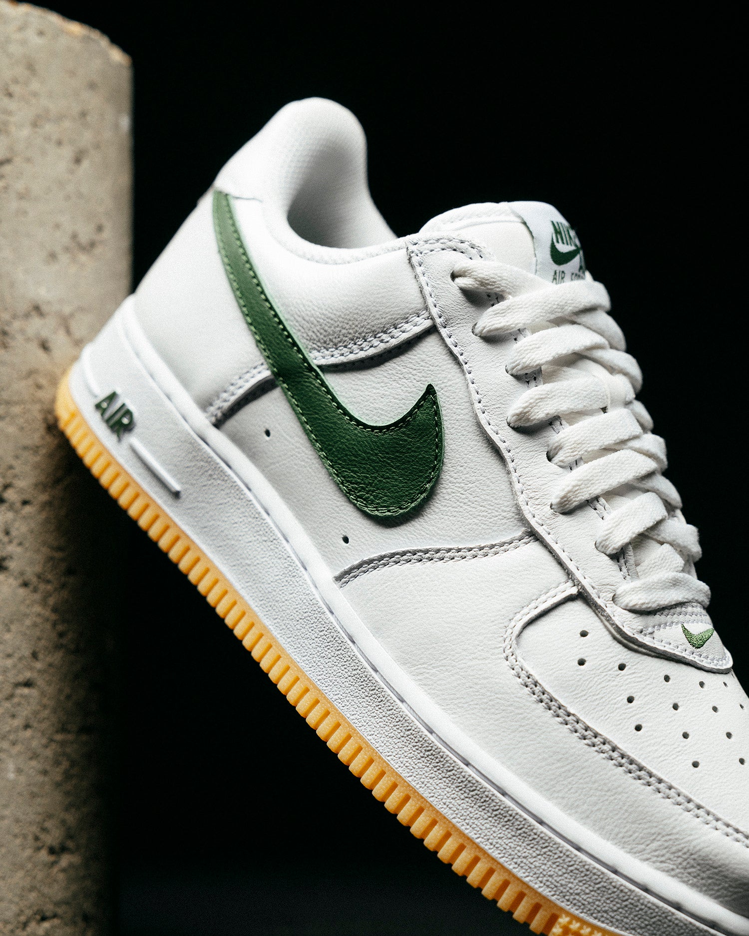 Dark green outlet af1