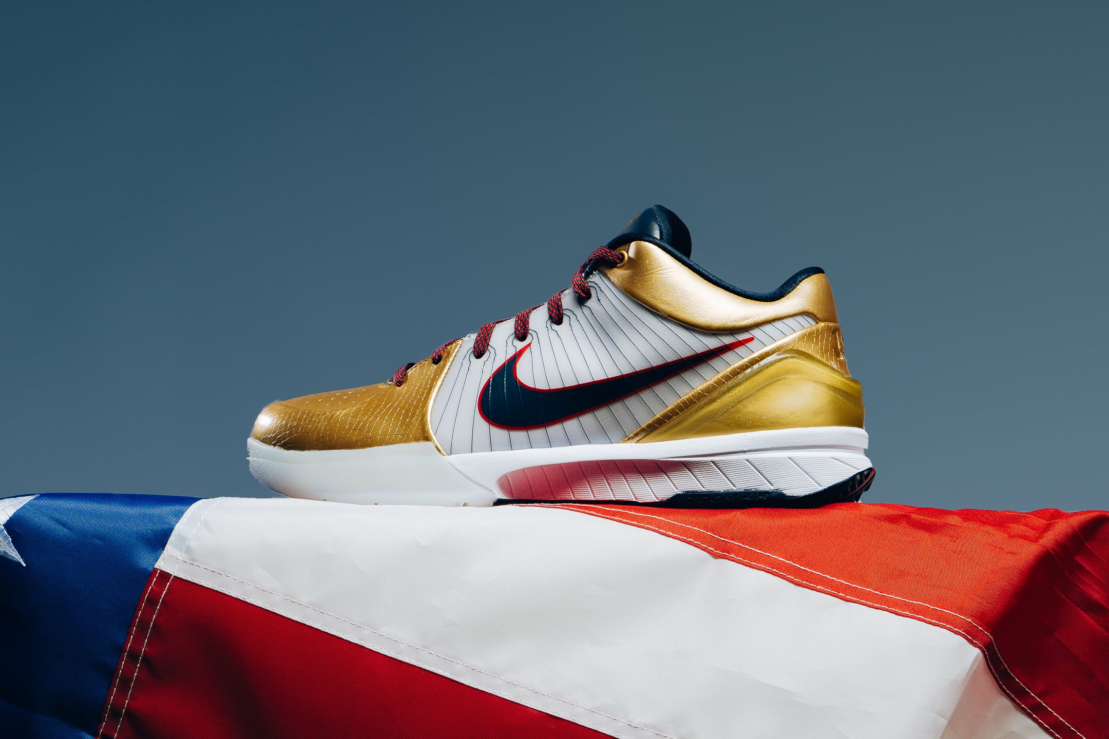 Clearance nike kobe 13 gold