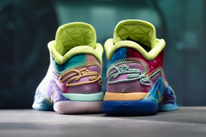 NIKE LEBRON XXII 'WHAT THE MONOPOLY' - MINT FOAM/CERISE – Sneaker