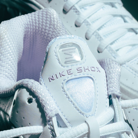 Women's Nike Shox R4 - White/Barely Grape