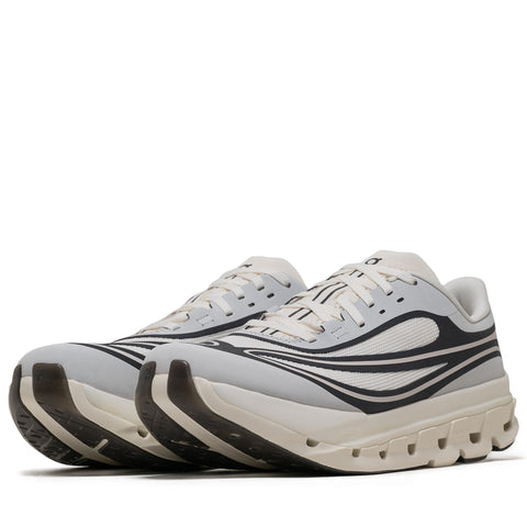 On Cloudflow 5 AD IKON - Ivory/Black