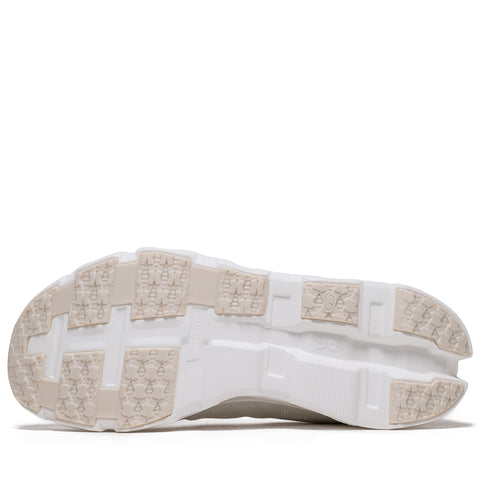 POST ARCHIVE FACTION x On Cloudmonster Hyper - White/White