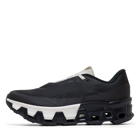 Women's POST ARCHIVE FACTION x On Cloudmonster Hyper - Black/Black