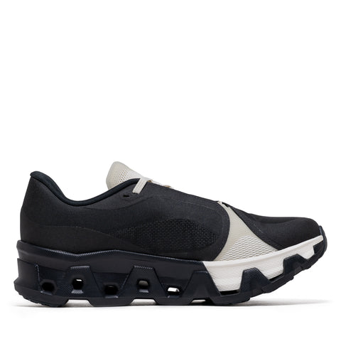 Women's POST ARCHIVE FACTION x On Cloudmonster Hyper - Black/Black