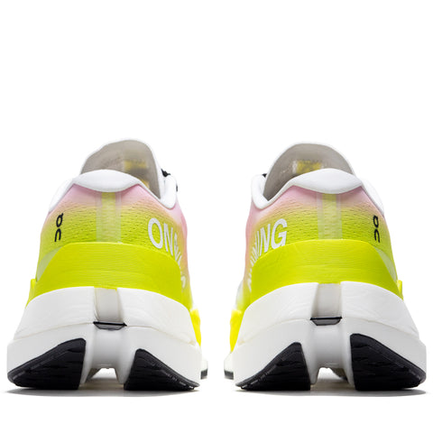 On Cloudboom Max - Lime/Raspberry