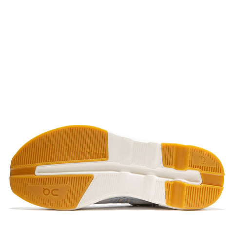 Women's On Cloudzone Moon - Ivory/Nightfall