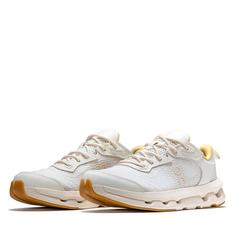 Women's On Cloudzone Moon - Ivory/Putty