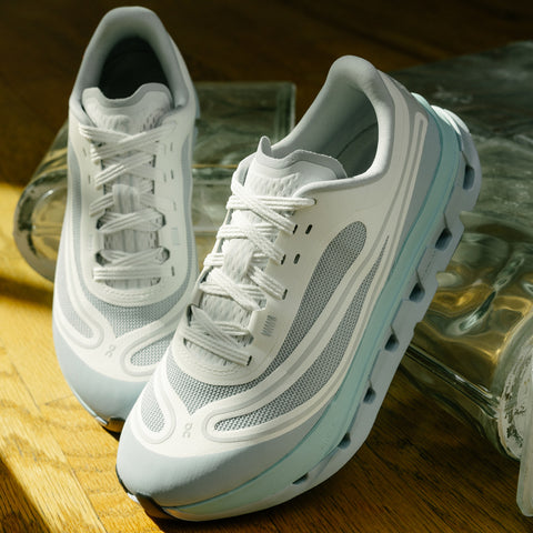 Women's On Cloudflow 5 AD IKON - Hail/White