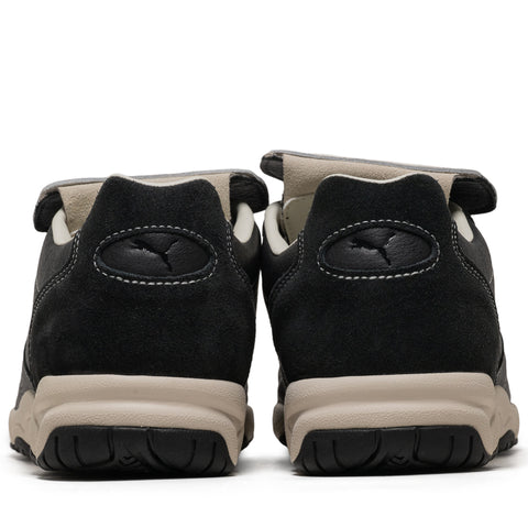 Puma King Indoor Icons - Black/Frosted Ivory